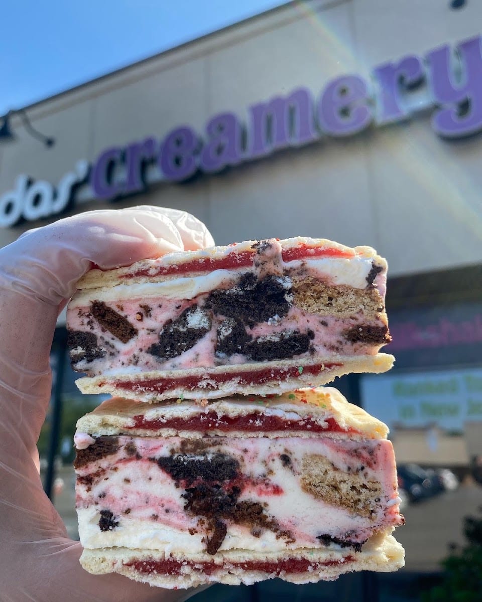 Das' Creamery, photo 4