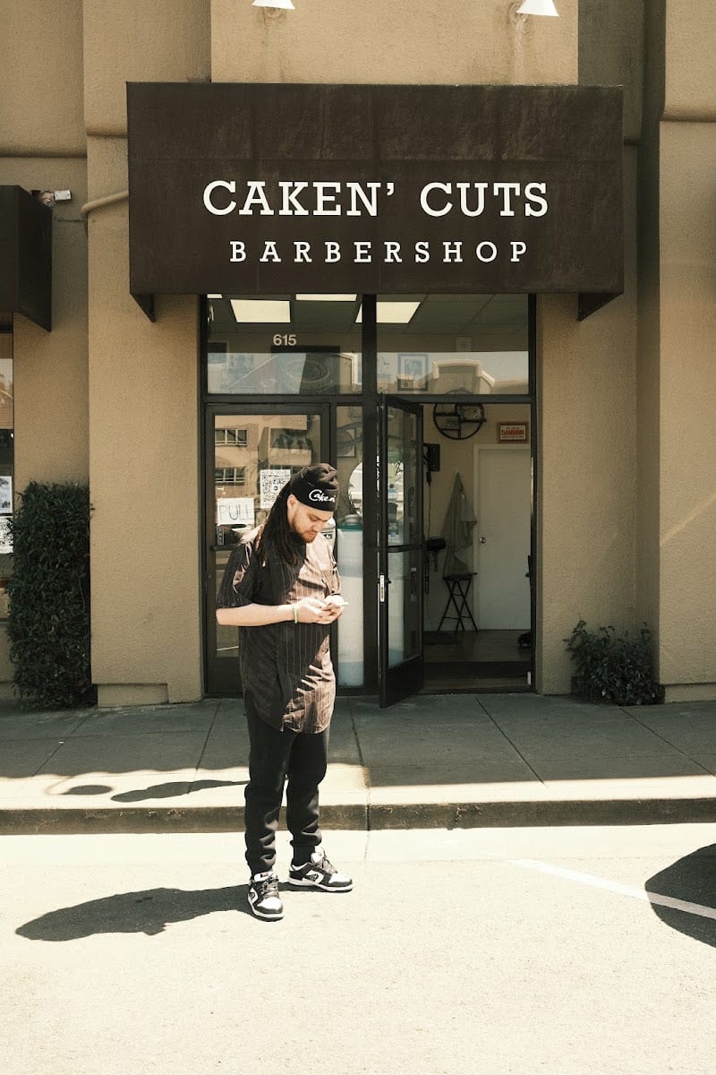 Caken' Cuts Barbershop