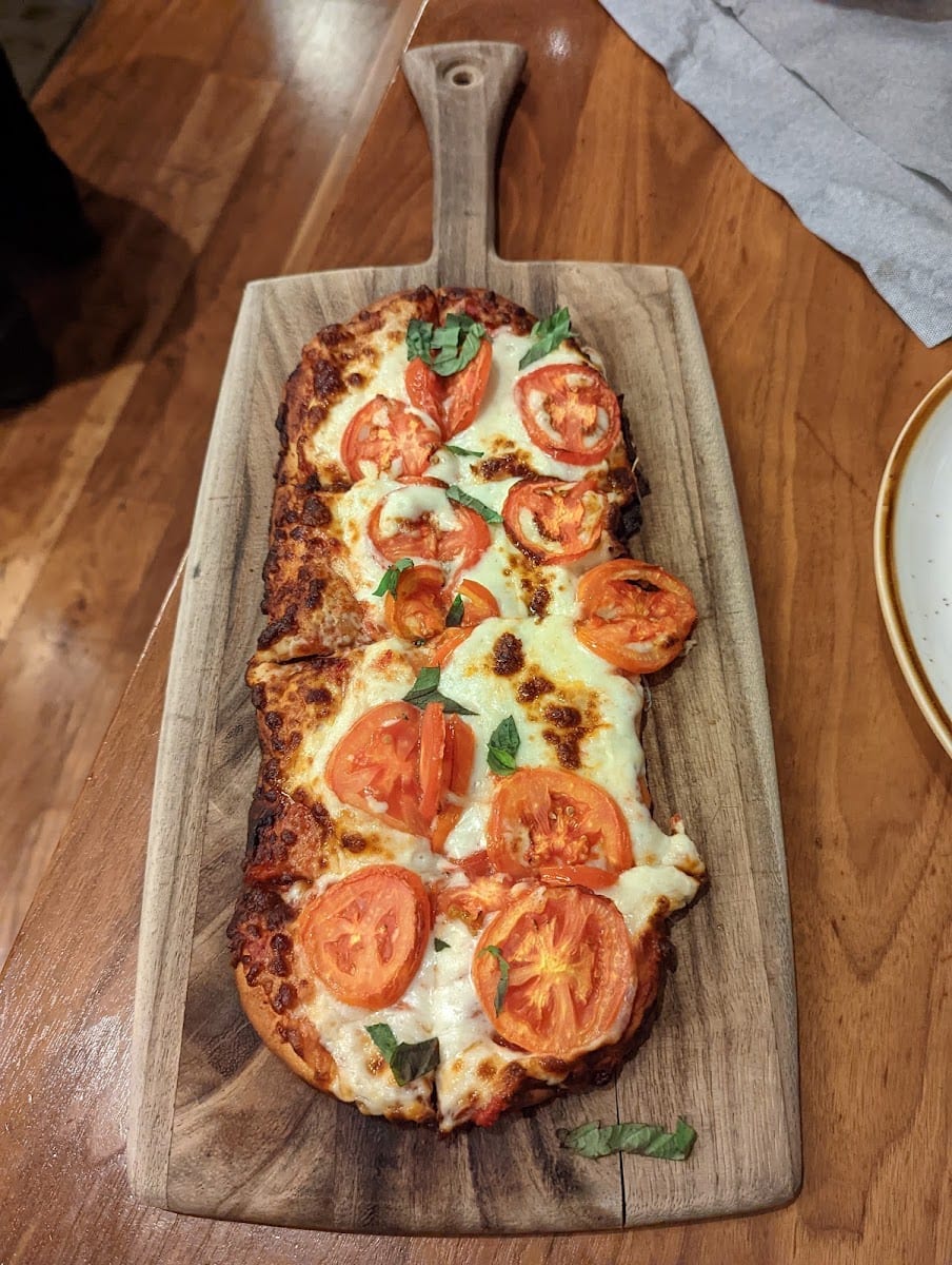 OneUp Restaurant & Lounge