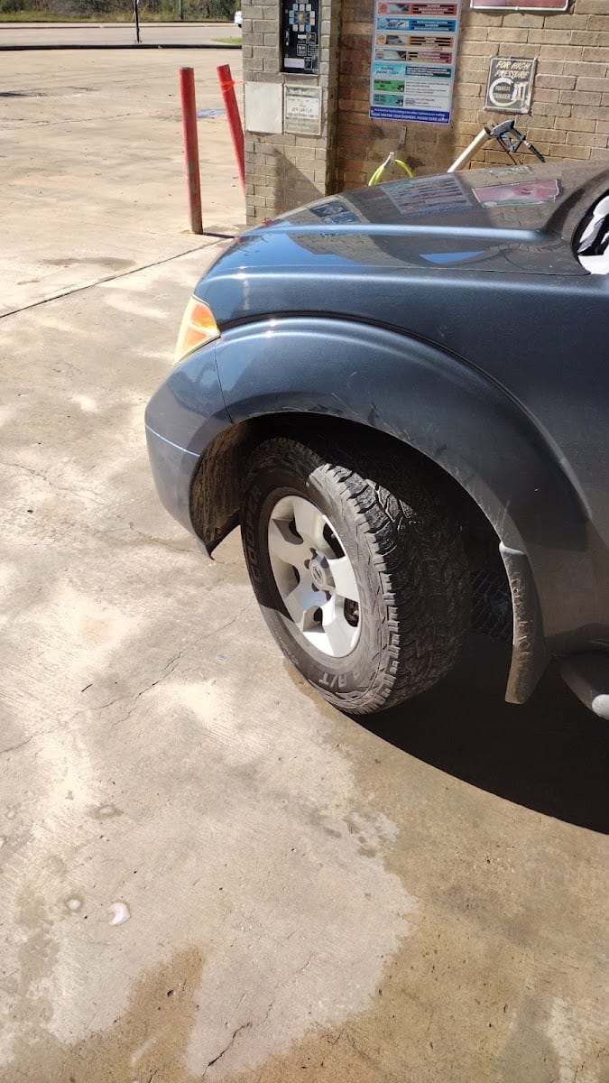 Wash-n-Go Car Wash, photo 3