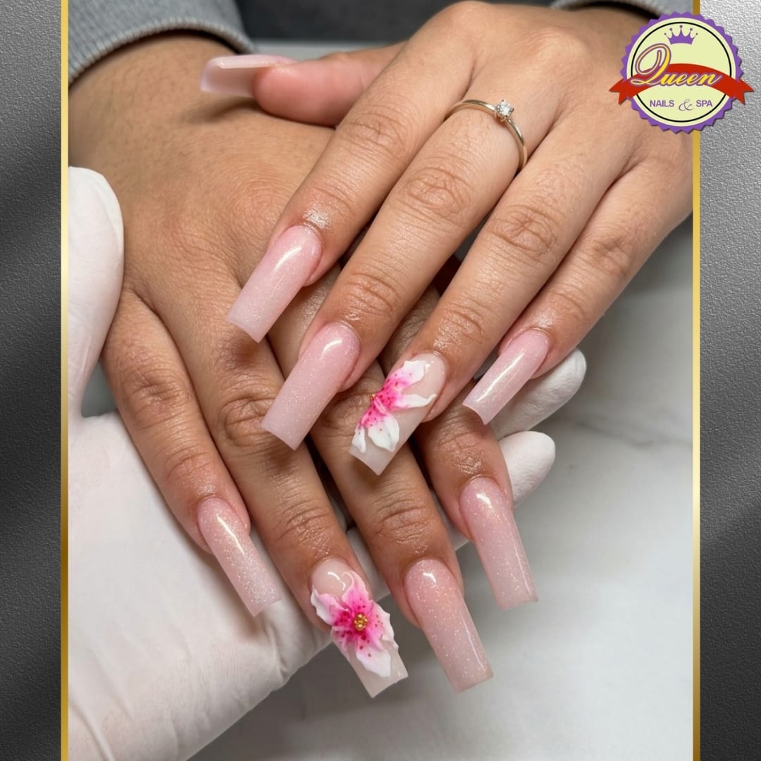 Queen Nails & Spa