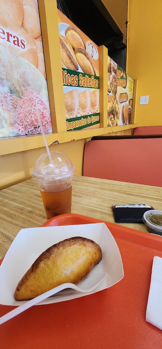 La Rancherita Bakery, photo 3