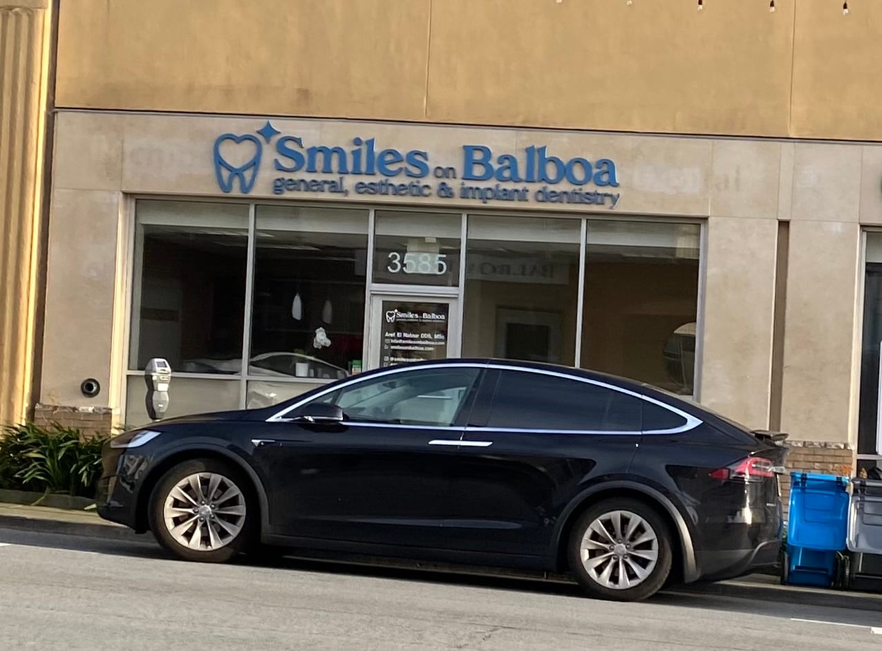 Smiles On Balboa General, Esthetic, and Implant Dentistry, photo 3