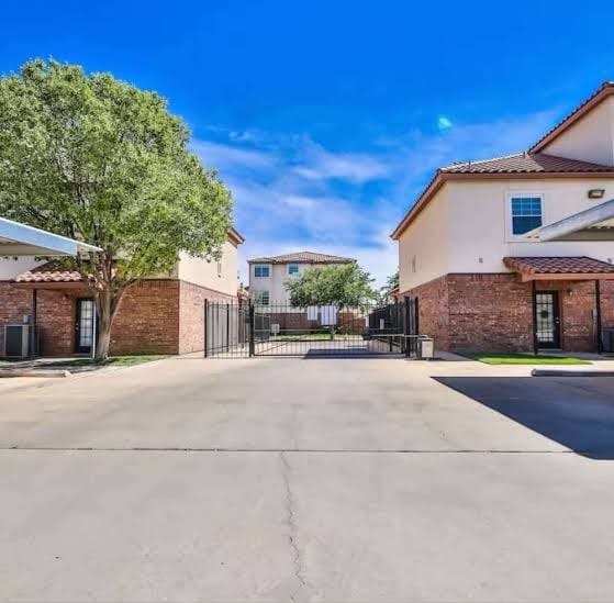 Pet Friendly 4BR House Near Top Restaurants & Breweries, photo 2