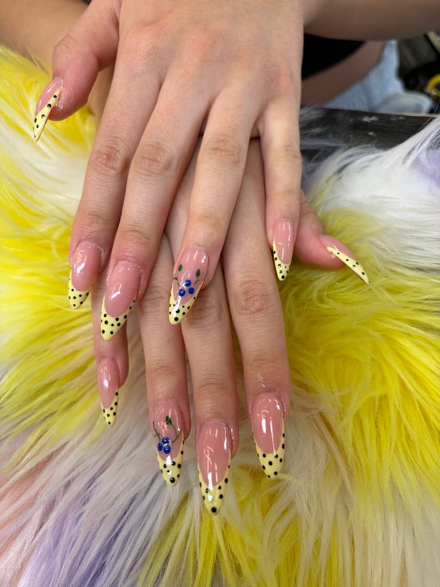 Infinity Nails Bar