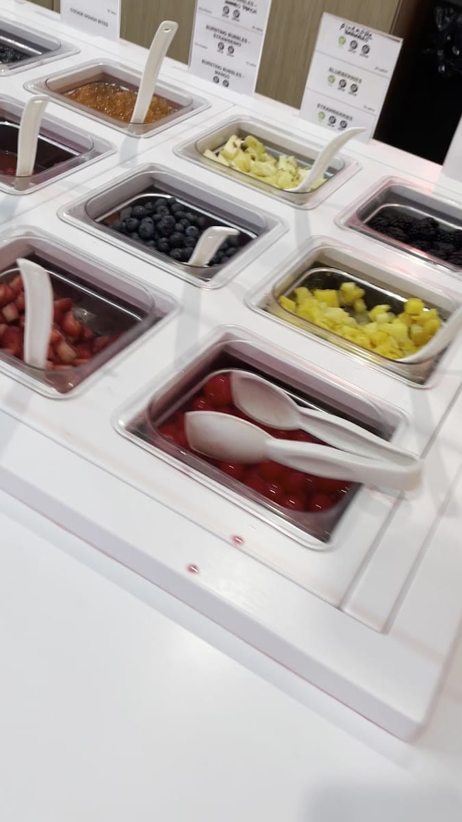 16 Handles, photo 3