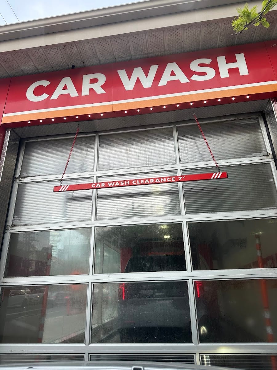Esso Car Wash, photo 3