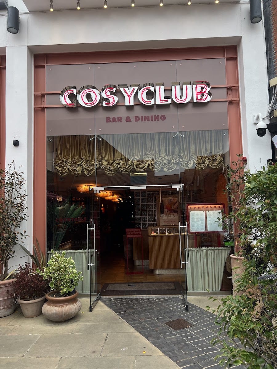 Cosy Club