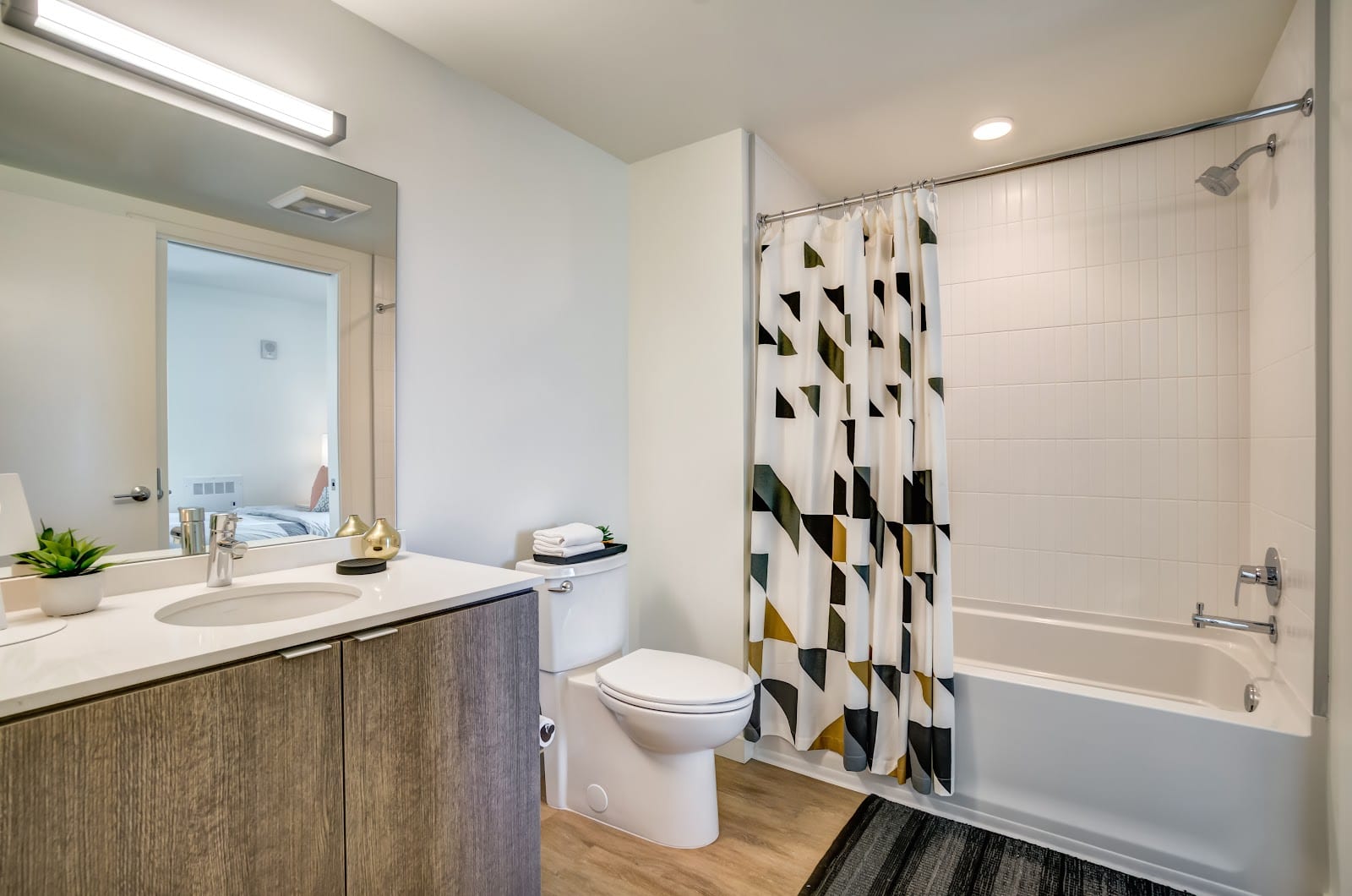 O&M Apartments, photo 4