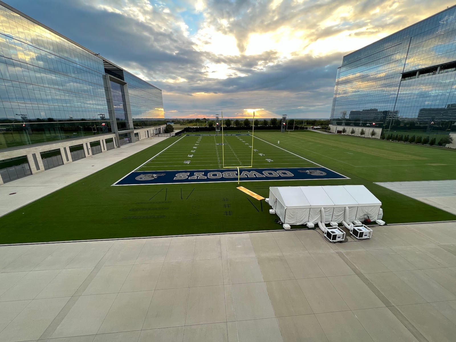 Ford Center, photo 3