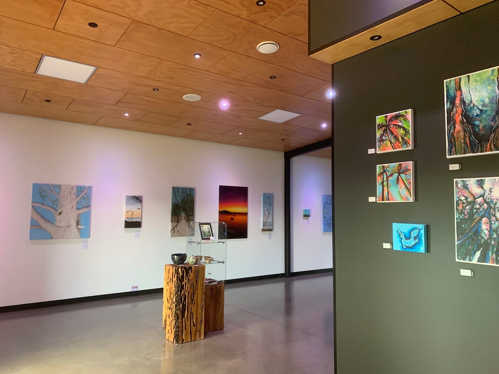 Cedar Gallery, photo 4
