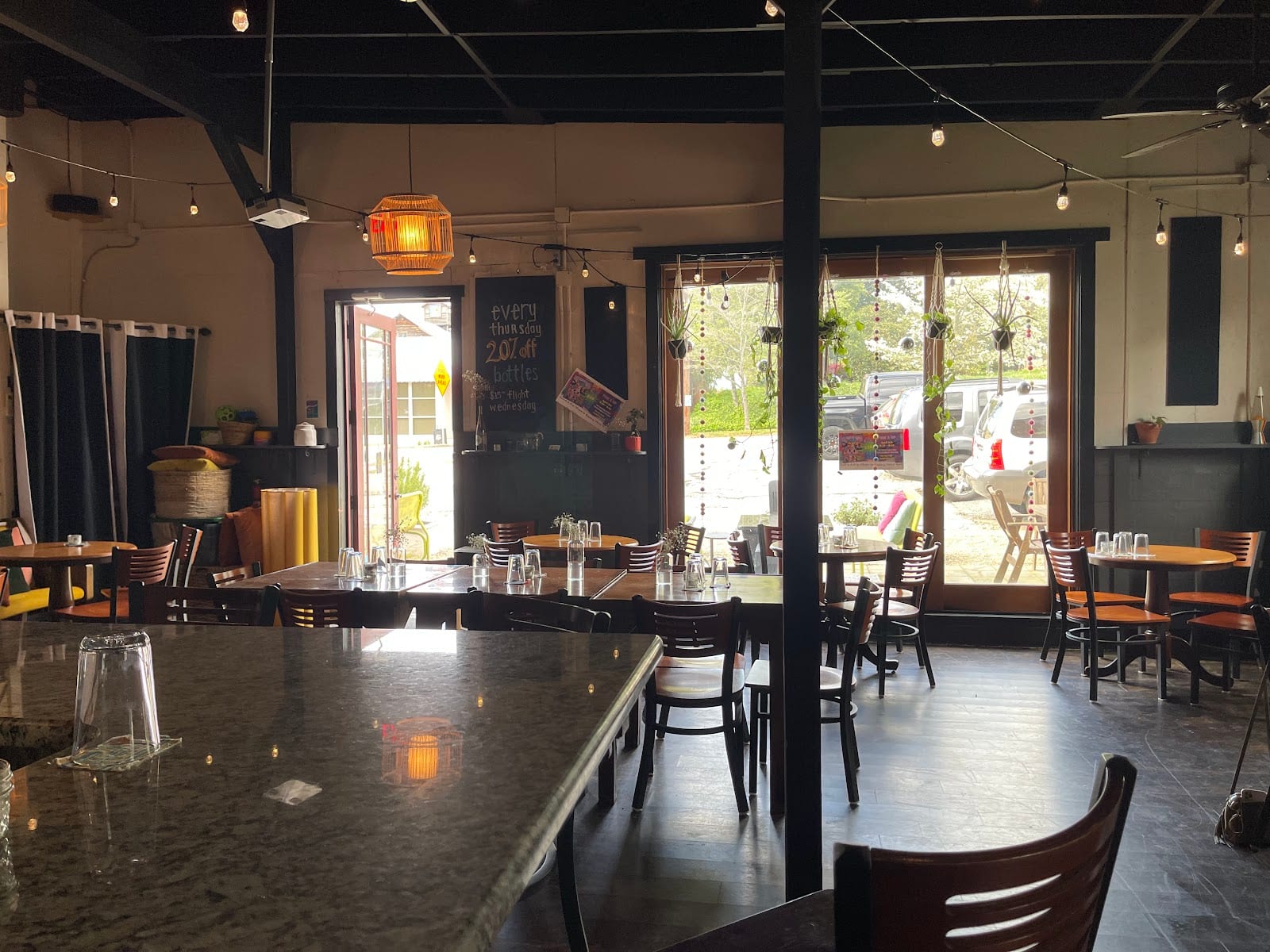 The Moth Wine Bar, photo 2