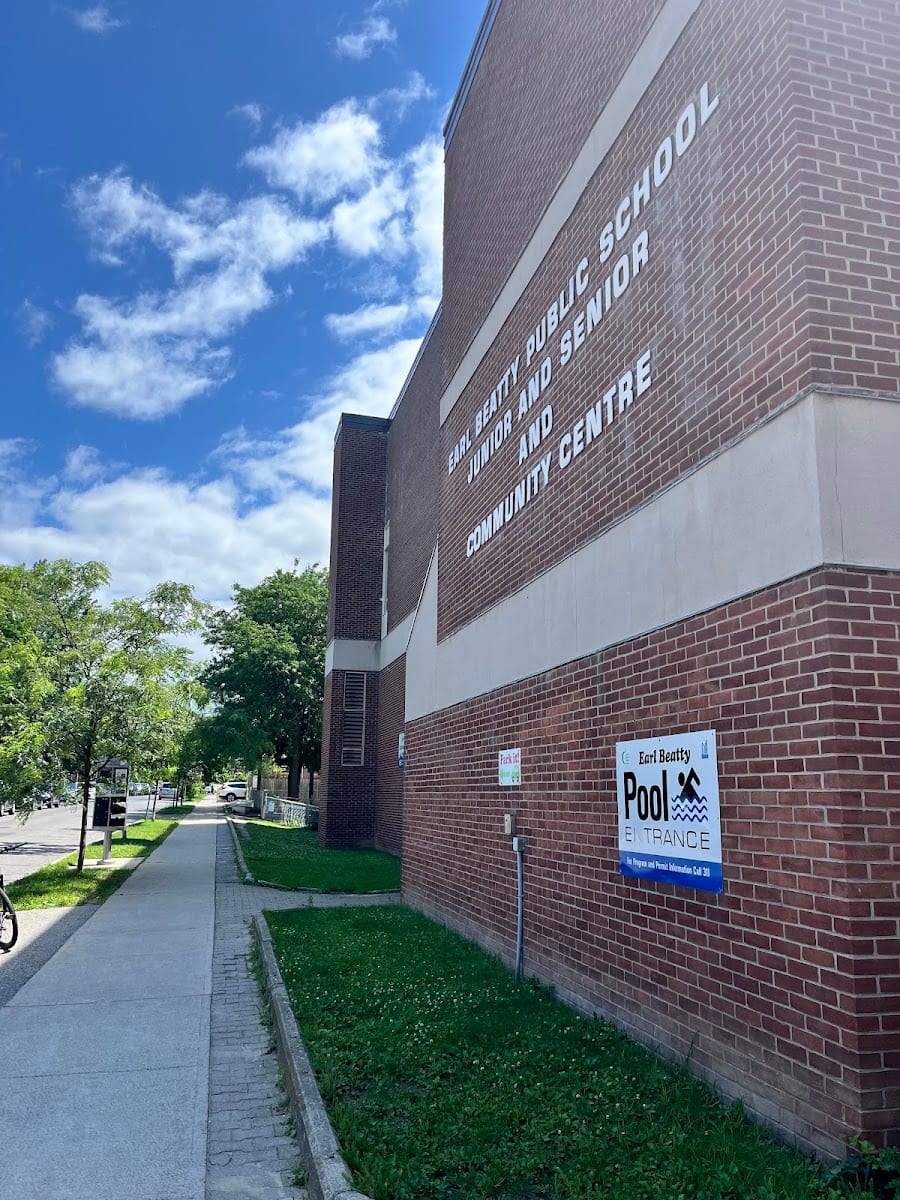 Earl Beatty Community Centre, photo 3