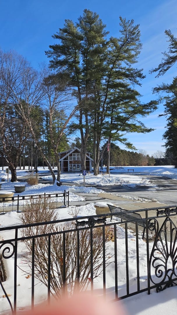 SPAC Picnic parking, photo 3