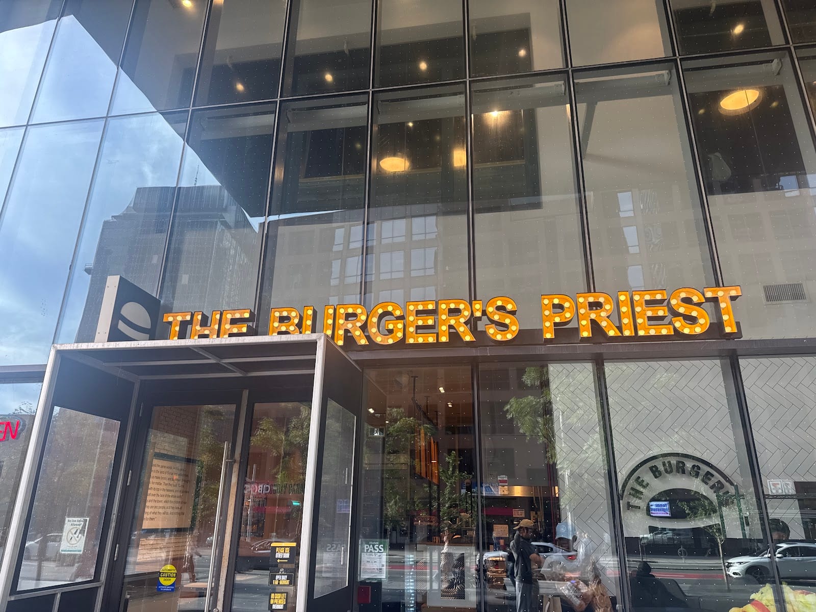 The Burger's Priest, photo 2