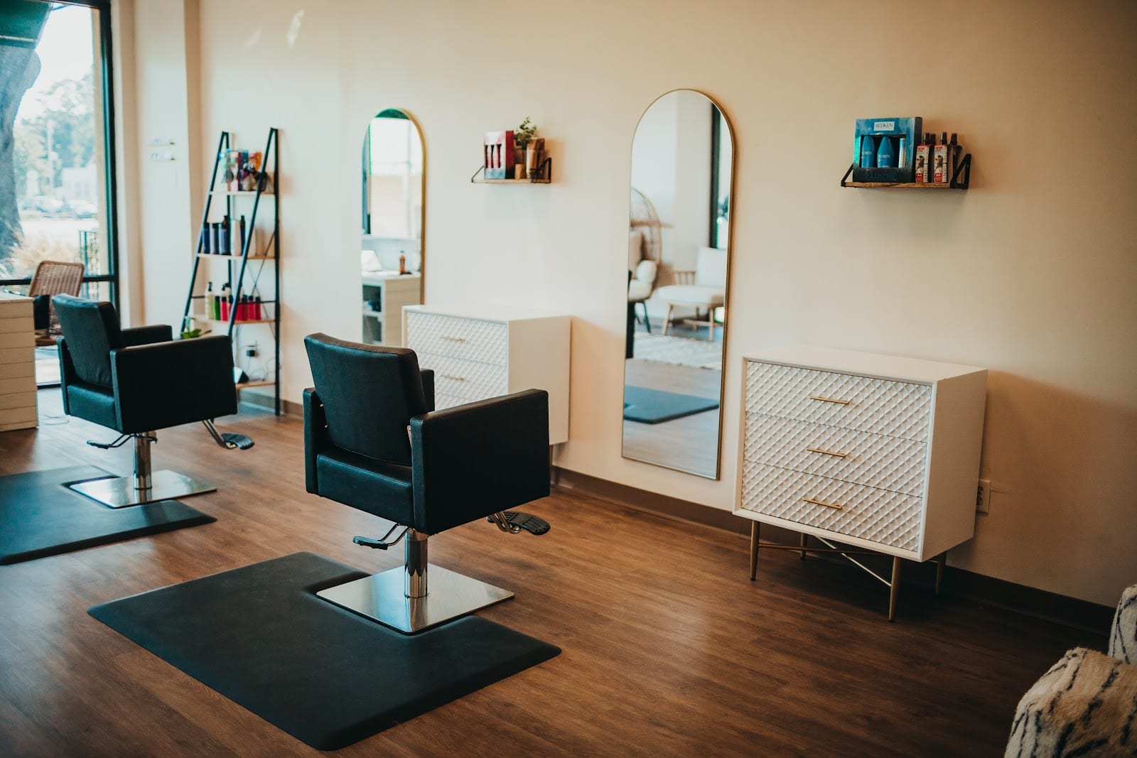 The Beauty Bar, photo 2