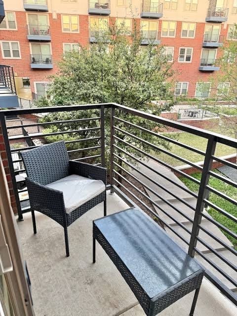 UptownVibes Central Sq Retreat+Pool, Gym+EV