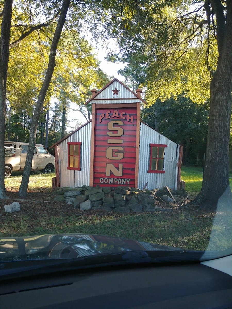 Peach Sign Co, photo 2