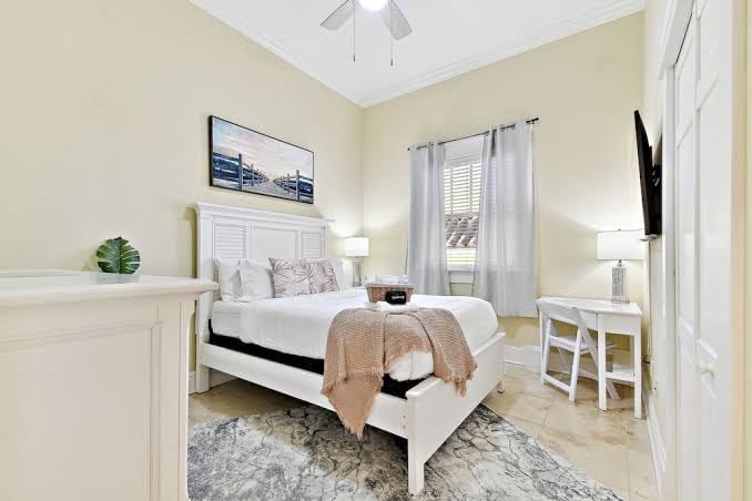 Luxury Hyde Park Dual Townhouse Retreat w Gym & Sauna Sleeps 16 Walkable, photo 3
