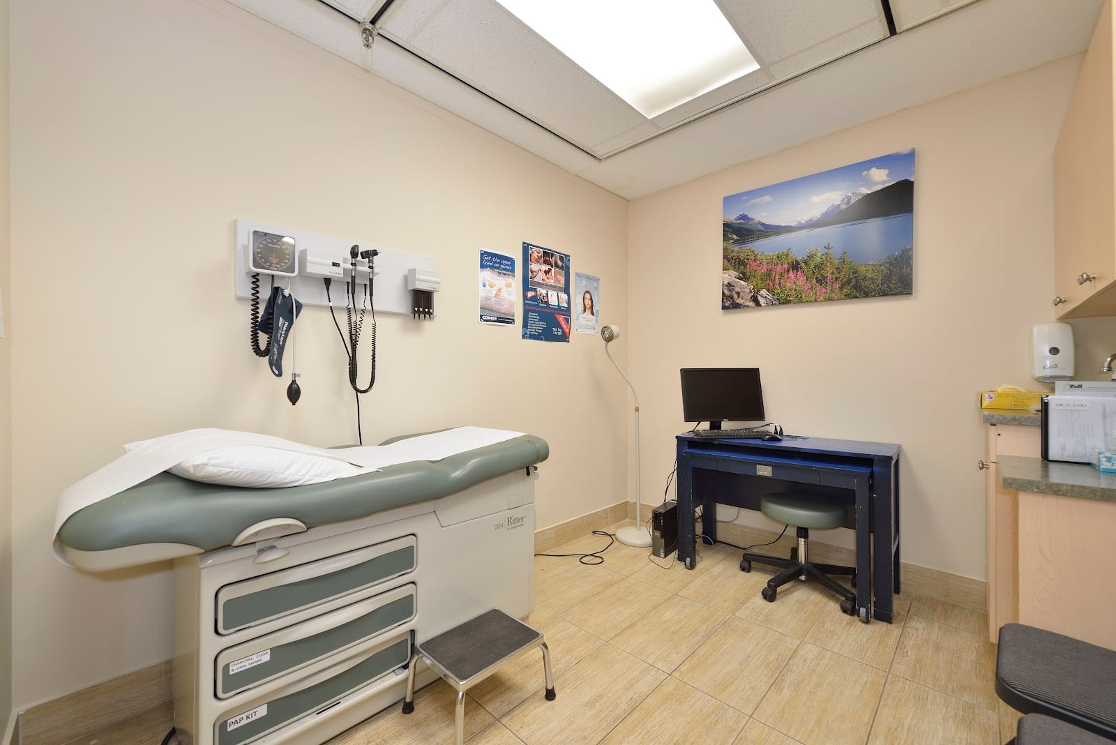 Royal Care Walk-in Clinic