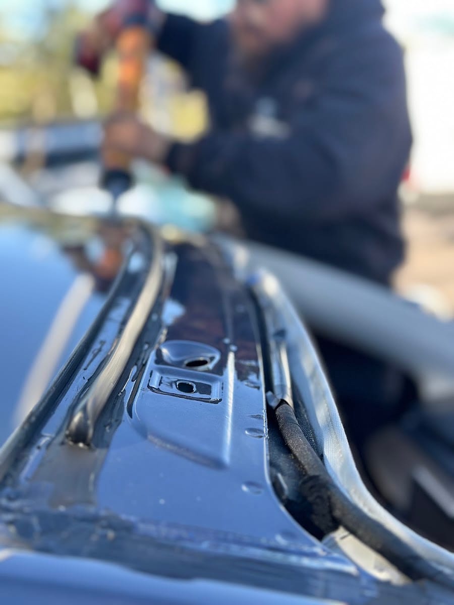 Lucid Auto Glass & RV, photo 2