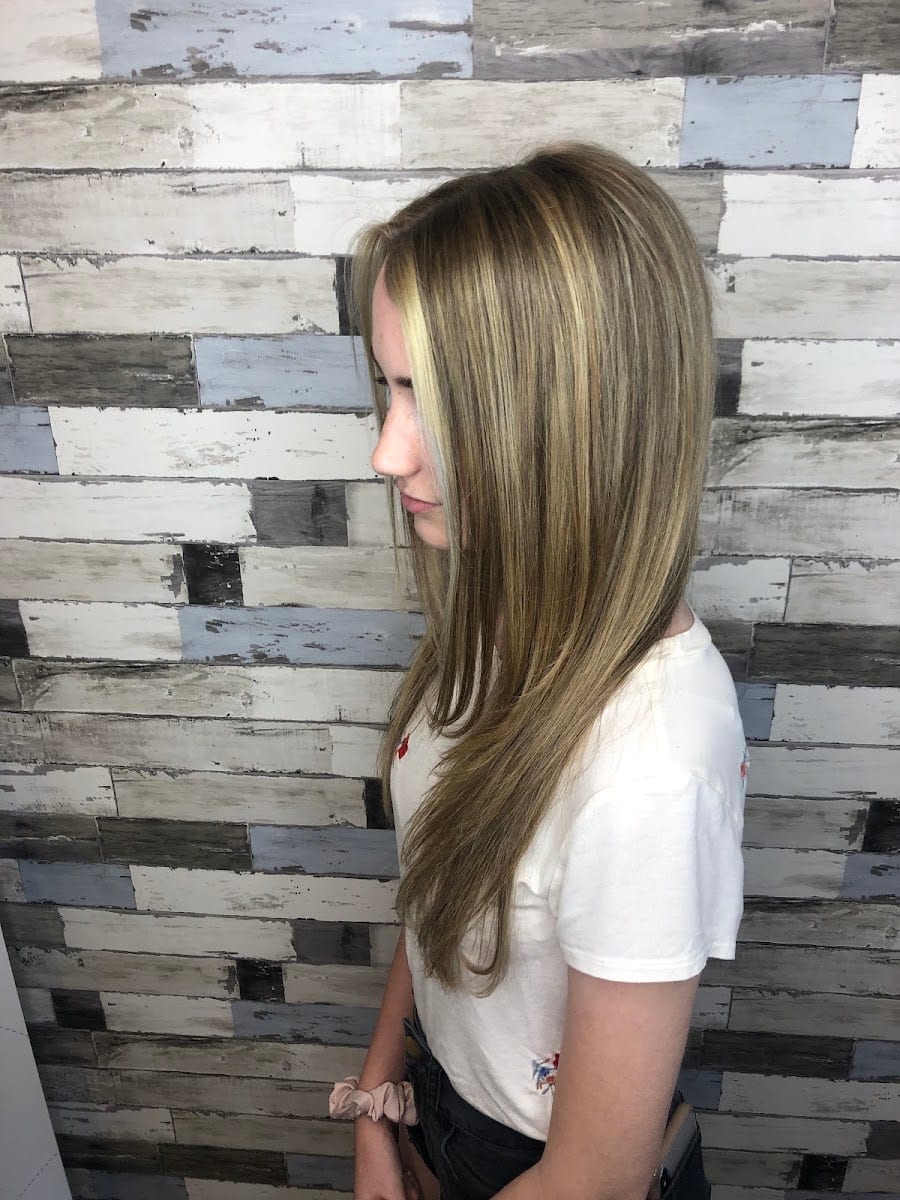 Hair by J Scott, photo 3