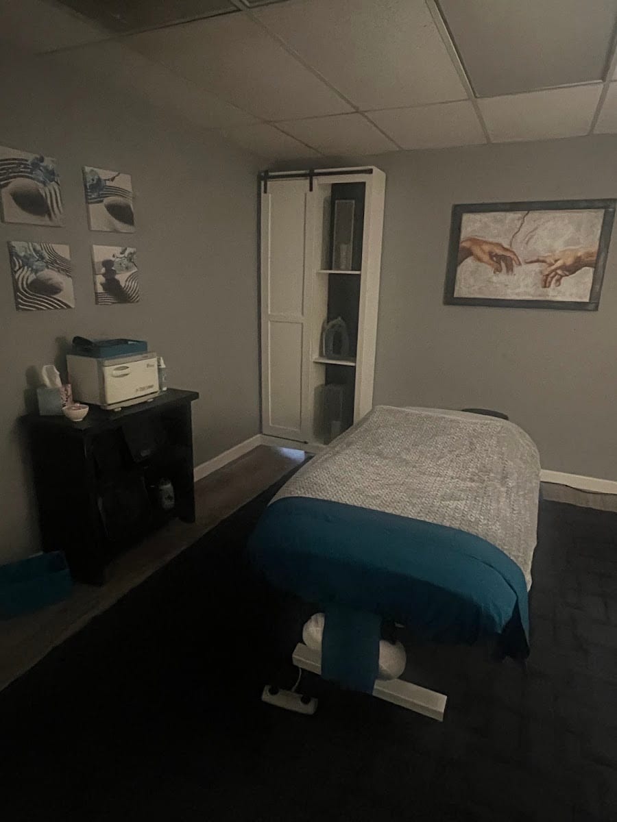 Healing Hands Therapeutic Center