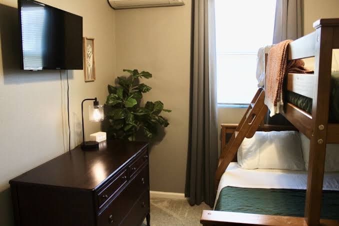 Little Rock Haven: Near Museums | Parks | Pets - One-Bedroom Apartment