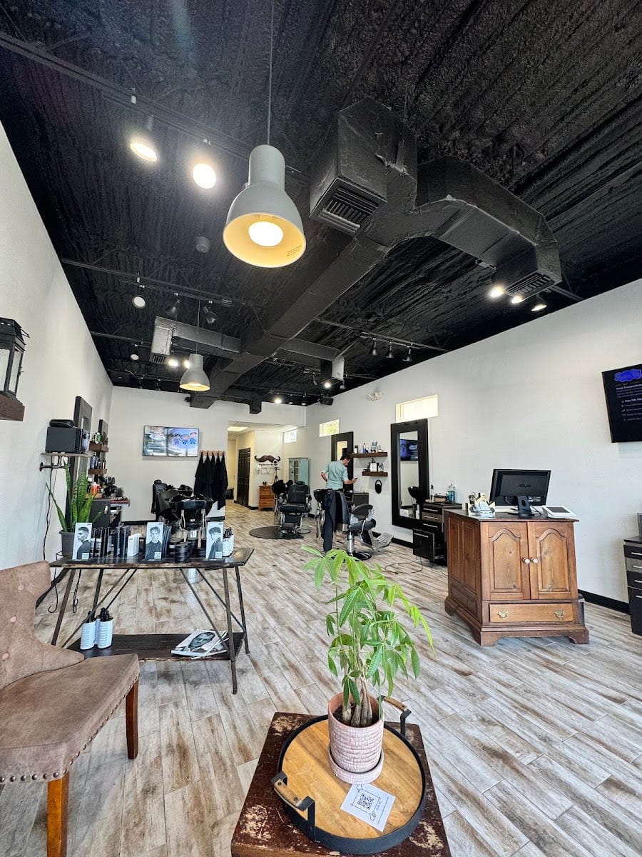 The Barbershop by Salon Inga- now Heir Apparent, photo 4