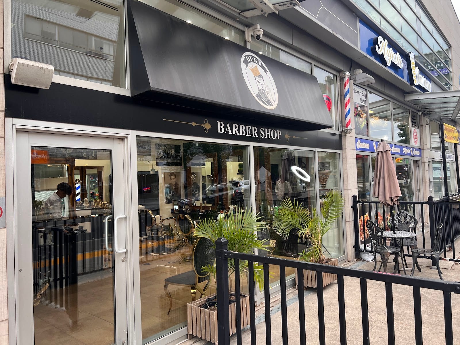 Duke Barber Shop