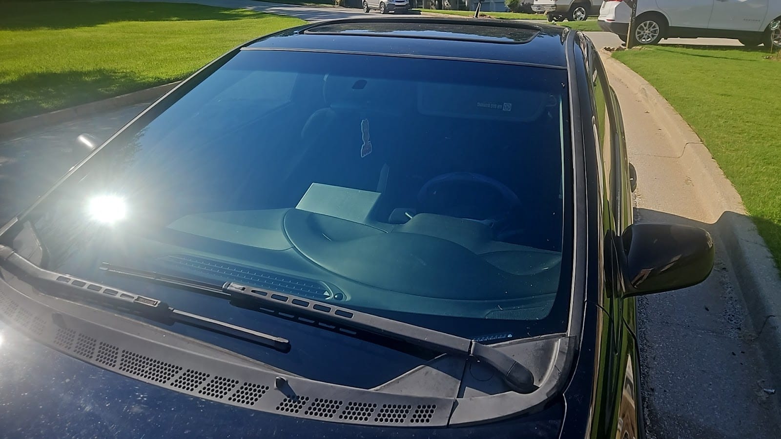 Auto Glass by Reggie