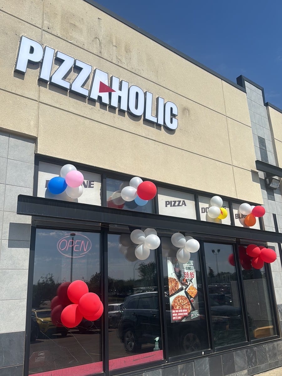 PIZZAHOLIC Sherwood Park, photo 3