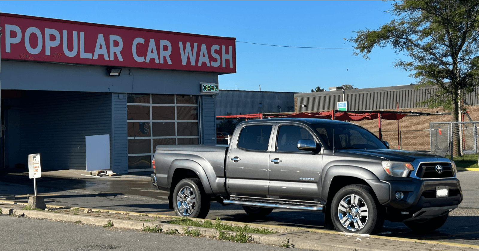 Popular Car Wash & Detailing - Free Vacuums, photo 2