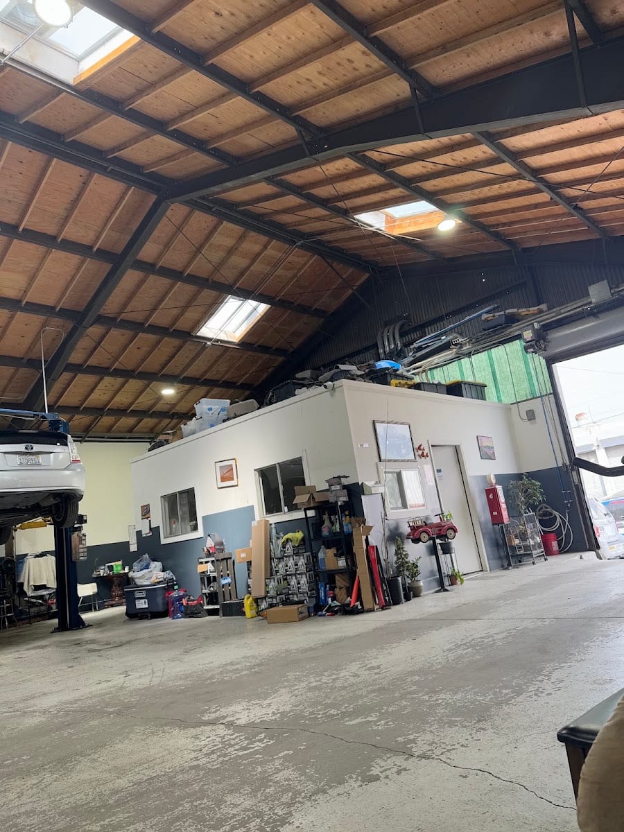HYBRID AUTO REPAIR, photo 3