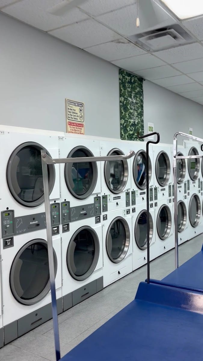 Fresh Scent Coin Laundry & Dry, photo 3