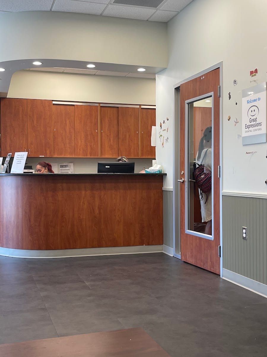 Great Expressions Dental Centers - Sarasota, photo 3