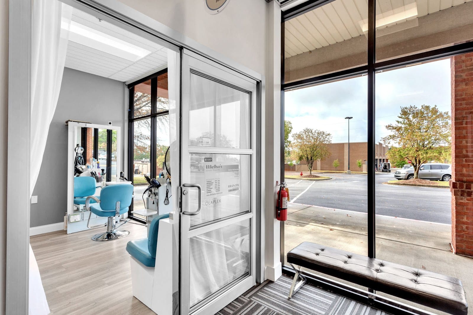 Sola Salons, photo 2