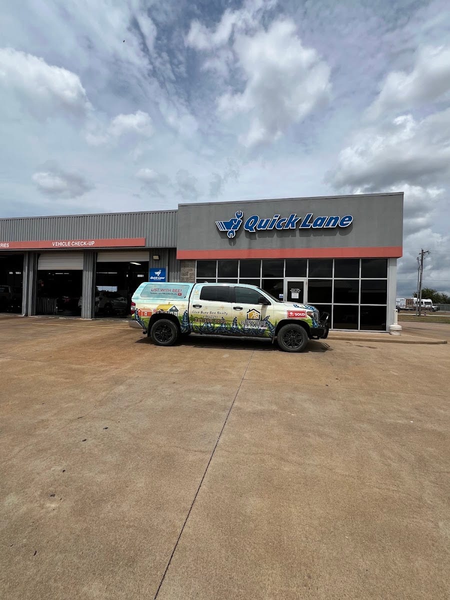 Quick Lane at Appel Ford in Brenham Texas, photo 3