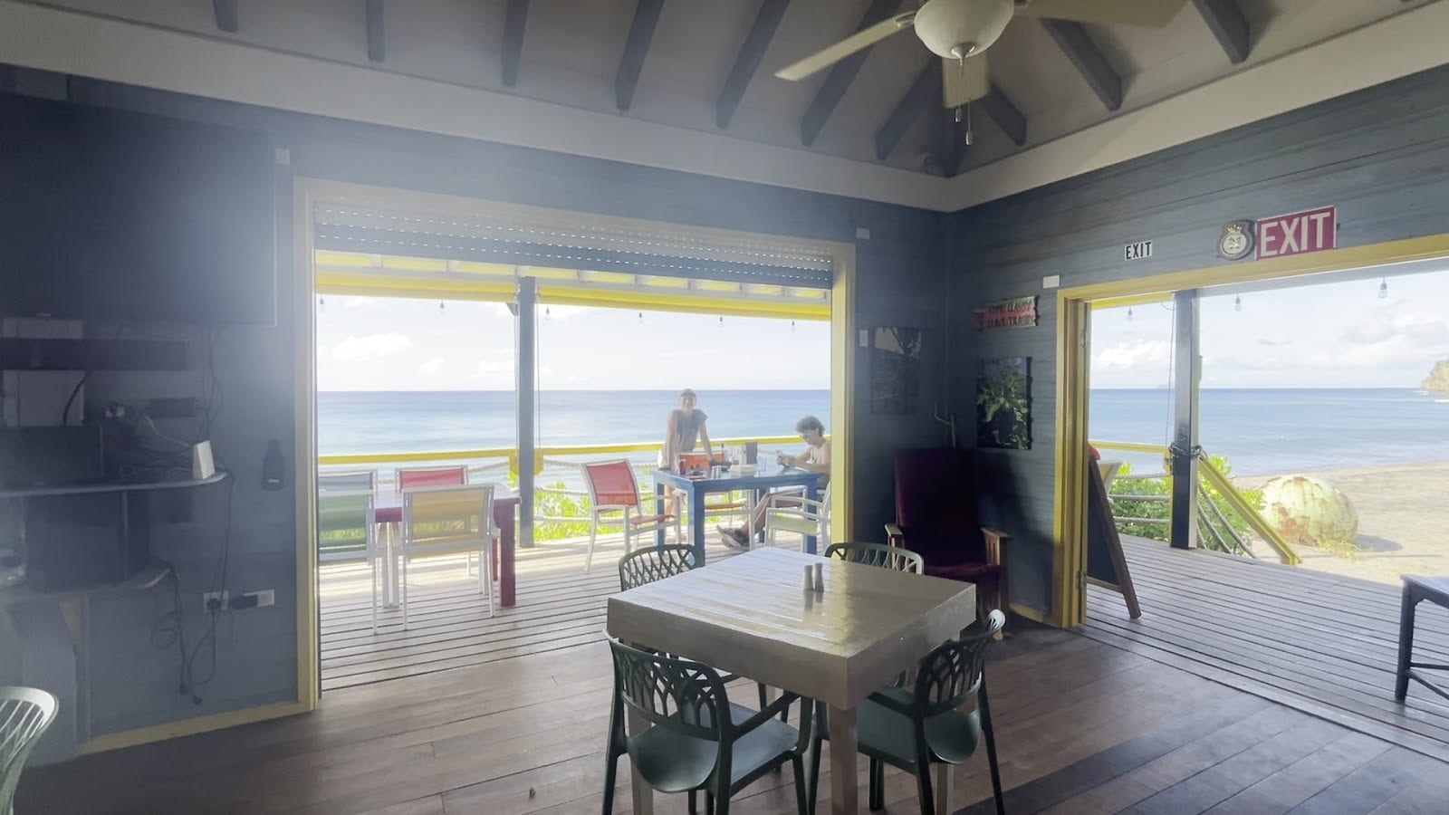Isles Bay Beach Bar, photo 2