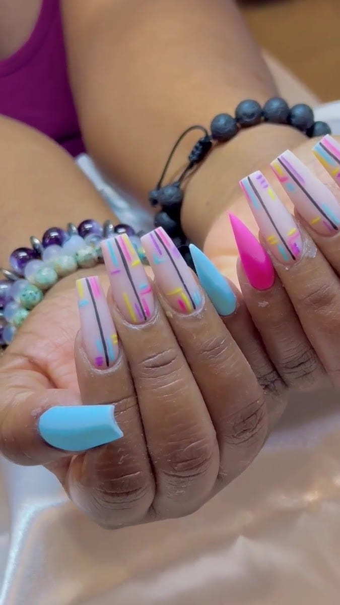 Victoria's Nail Bar, photo 3