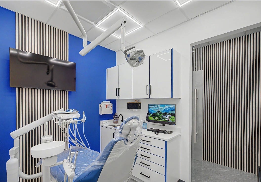 Dr. Evan Thompson Emergency Dentist Rochester 24 Hours