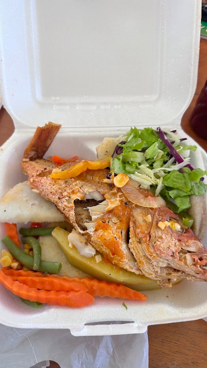 Wendy’s Kitchen & Variety Lunch & Dinner