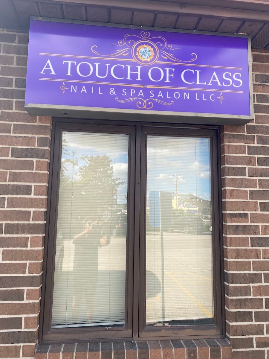 A Touch of Class Beauty & Nail Spa Salon LLC, photo 3