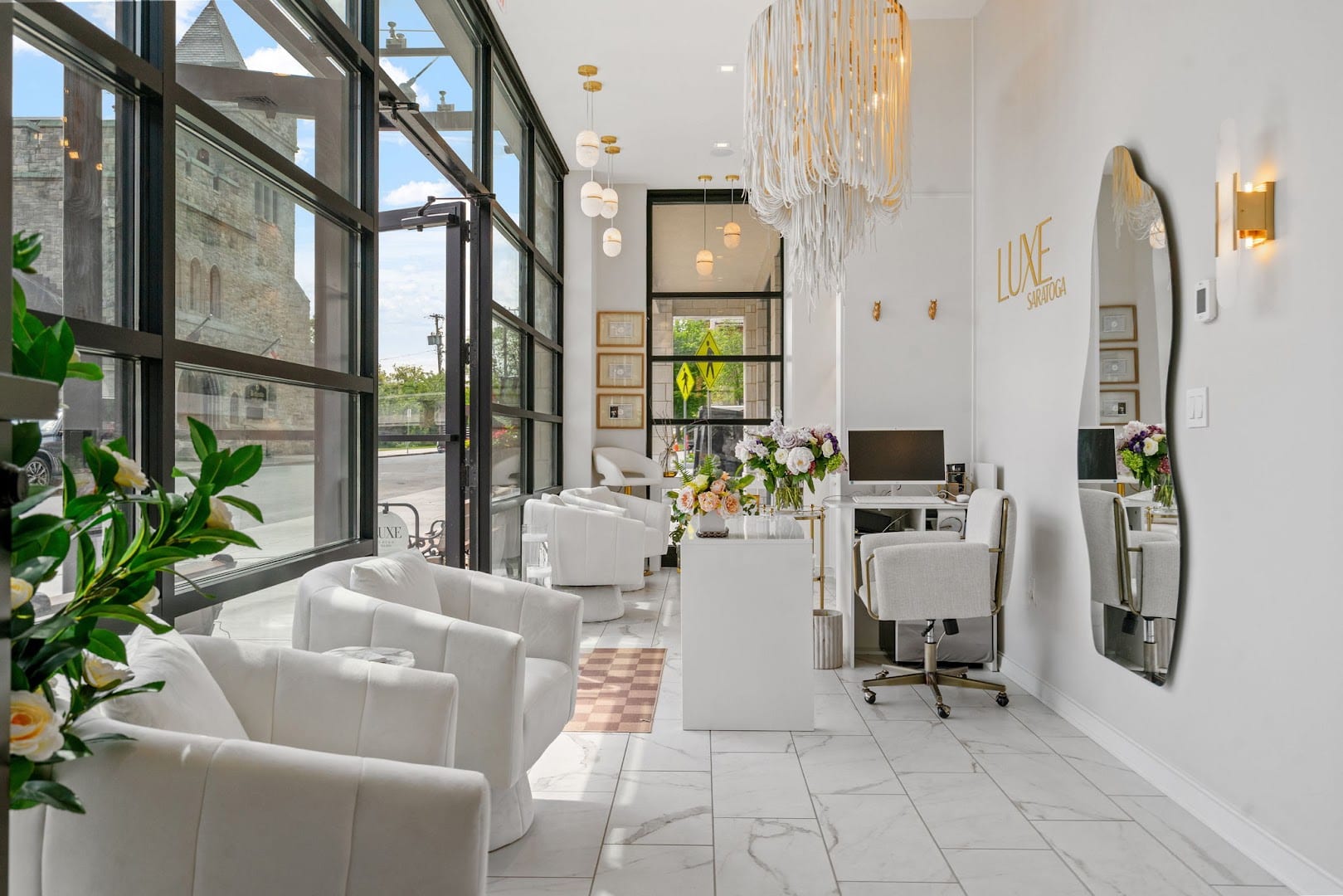 Luxe Salon And Spa at The Adelphi, photo 2