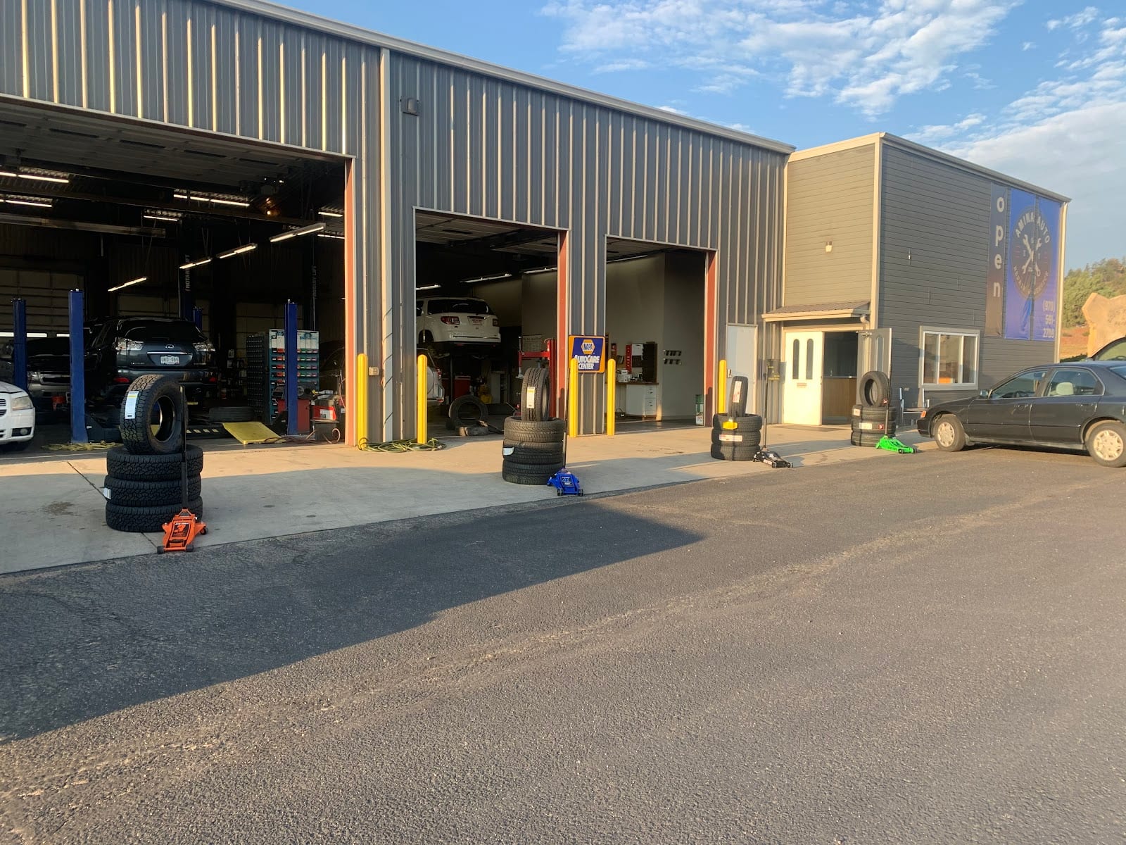 Estes Auto, photo 3