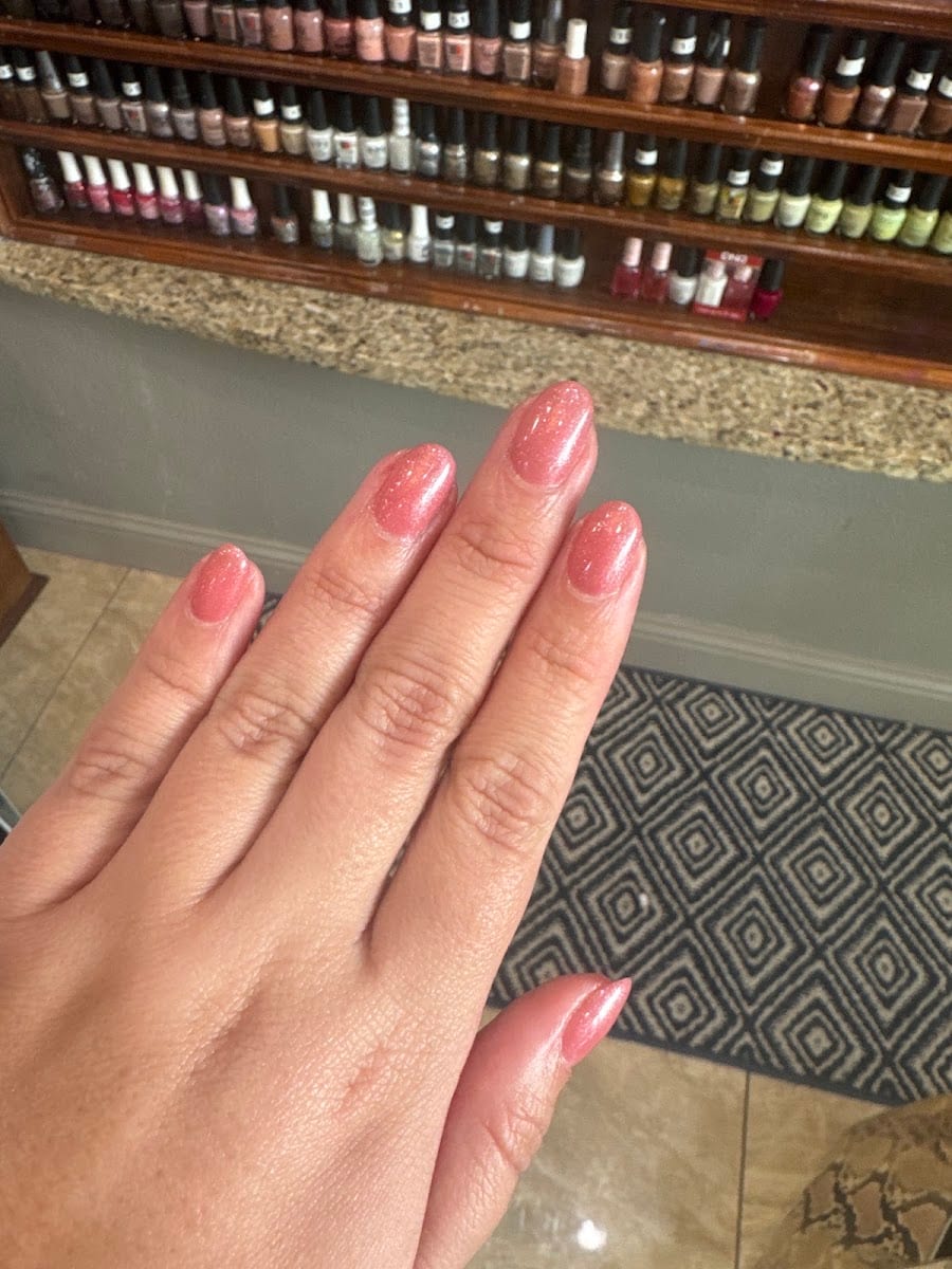 Caesars Nail Lounge