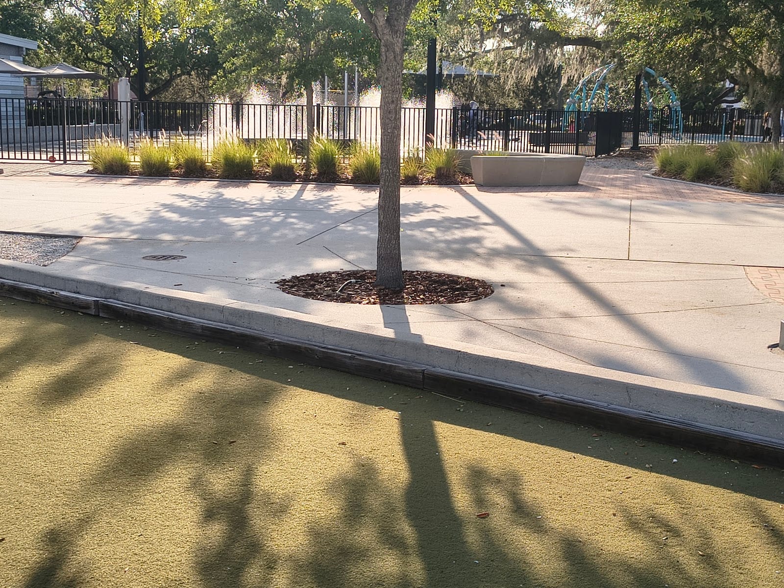 Julian B. Lane Riverfront Recreational Center, photo 2