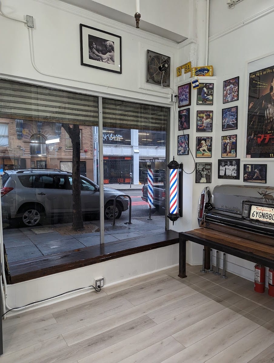 Machete barber shop, photo 3