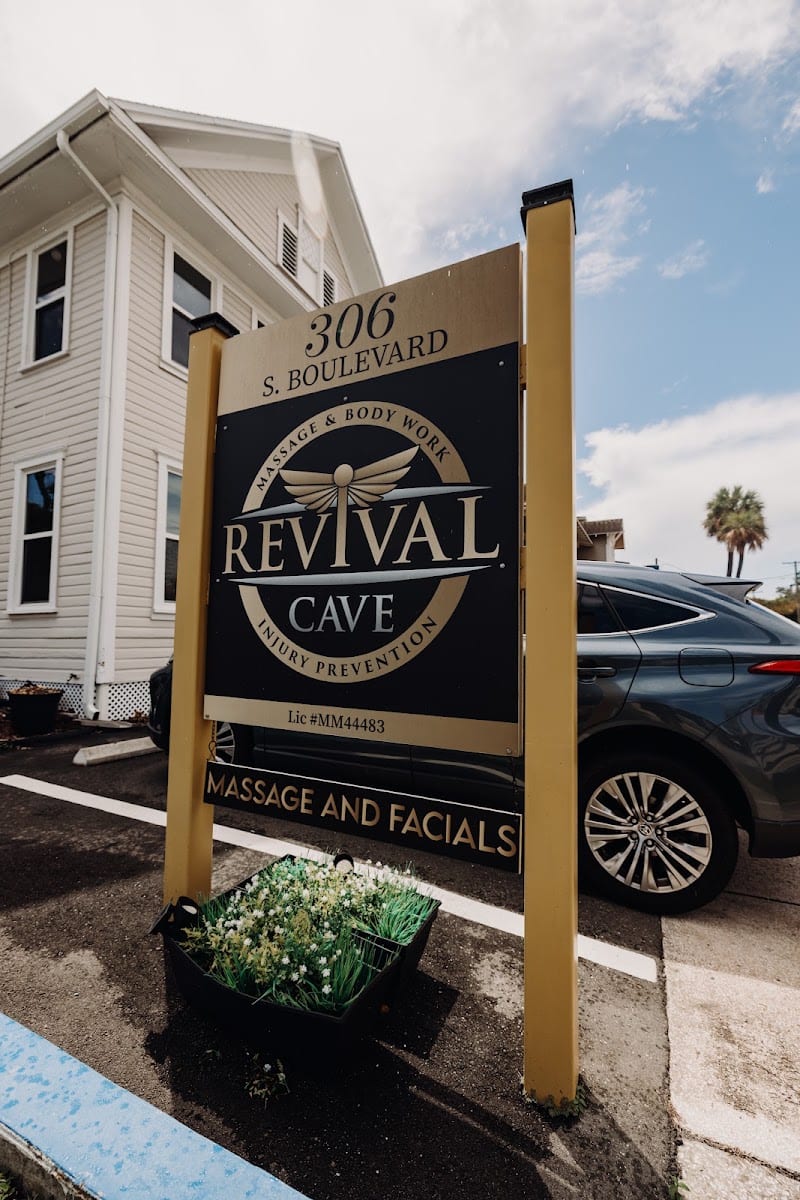 Revival Cave | Massage & Facials, photo 4