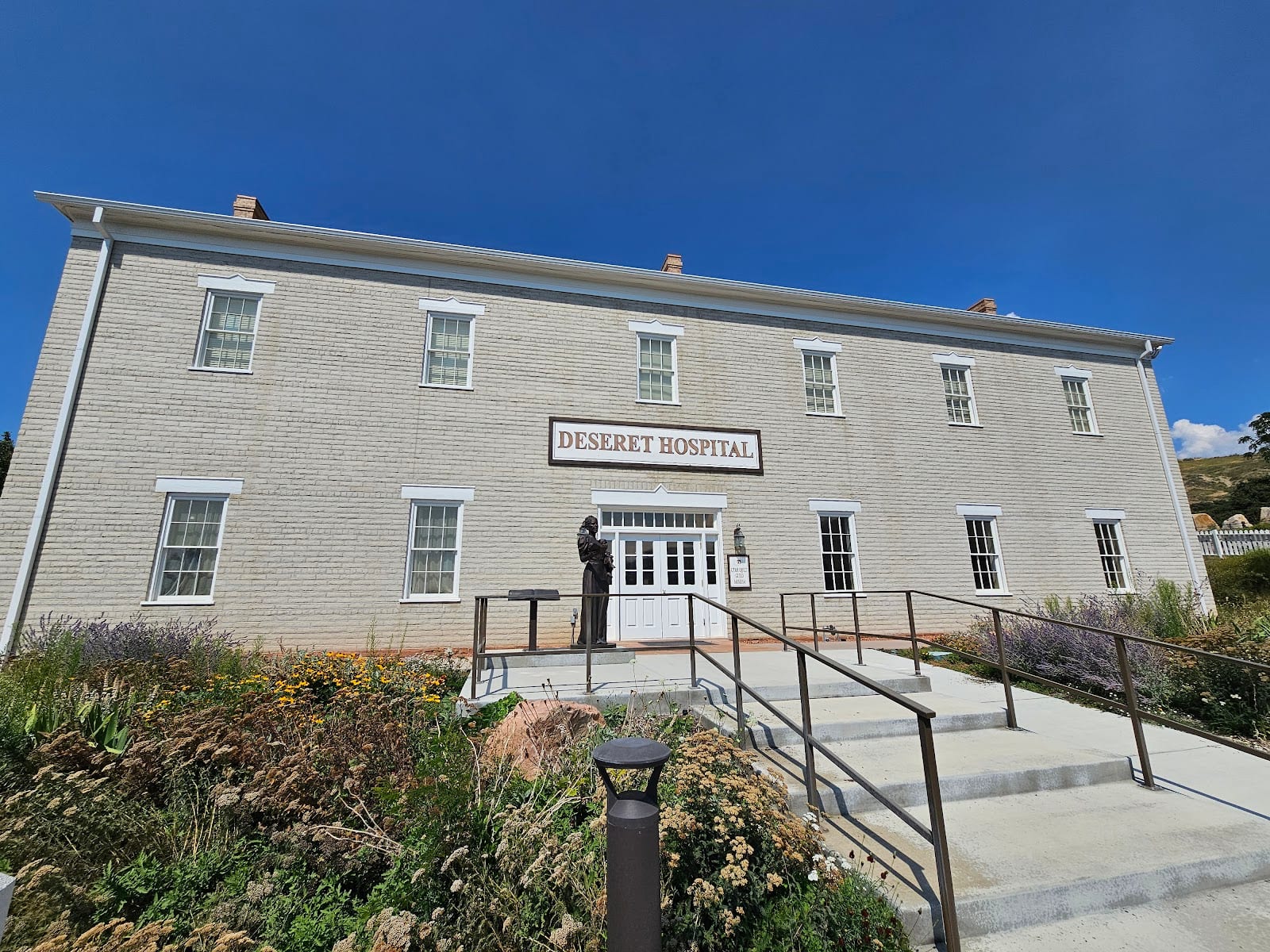 Deseret Hospital